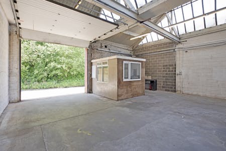 Unit 6 Mount Road Industrial Estate, Huddersfield, Industrial To Let - IMG_0395.jpg