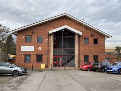 Unit 5, Meadow Court, Leeds, Office To Let - IMG_1047.jpg