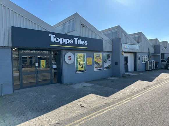 Unit 11 Zennor Trade Park, Balham, Industrial To Let - IMG_2764.JPEG