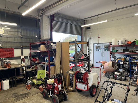 129 Somerford Road, Christchurch, Other To Let - IMG_5541.JPG