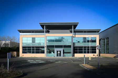 Bewick House, Davy Avenue, Milton Keynes, Office To Let - DSC_1899.jpg