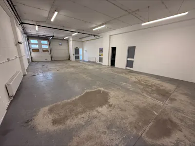 2 Millfield, Watford, Warehouse To Let - processed-1BC60D44-E7A2-4B7B-B10A-A37F7591367E.jpeg