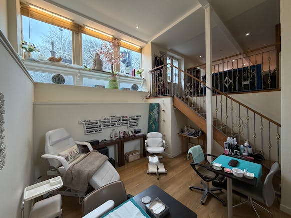 Cross Keys House, Perth, Retail To Let - IMG_3424.JPG