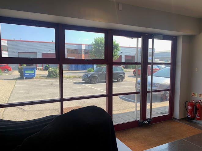 Unit 4 The Markham Centre, Reading, Industrial / Warehouse To Let - 12.jpg