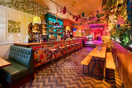 45 Essex Road, London, Retail To Let - barrioangelcocktailbar20191optimised.jpg