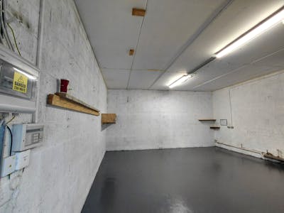 Unit D5a, Grange Industrial Estate, Cork, Industrial To Let - Internal 2.jpg