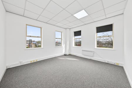 Taylors Court, Taylors Court, Rotherham, Office To Let - _DSC5560.jpg