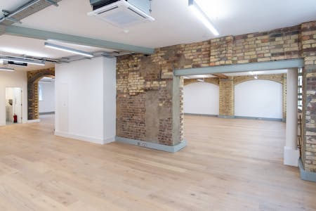 16-17 Little Portland Street, London, Office To Let - 2e75b15e93bdc714b34abfe5ad4c3f66GK1_6452.jpg