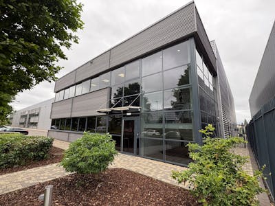 V1 Vector Park, Feltham, Industrial / Warehouse To Let - IMG_8147.JPEG