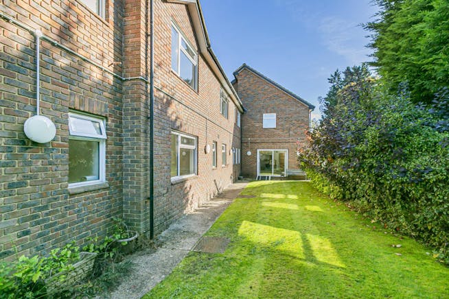 Abbeyfield House, Aylesbury To Let - 89b63ee892ed51b0e85a9eda8ec3684f.jpeg