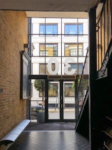 30 Gresse Street, 1st Floor (left), London, Office To Let - IMG_4049.jpg