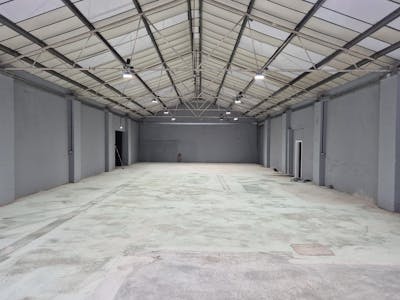 Whitehill Street, Stockport, Industrial/Logistics To Let - 20260513_095106.jpg