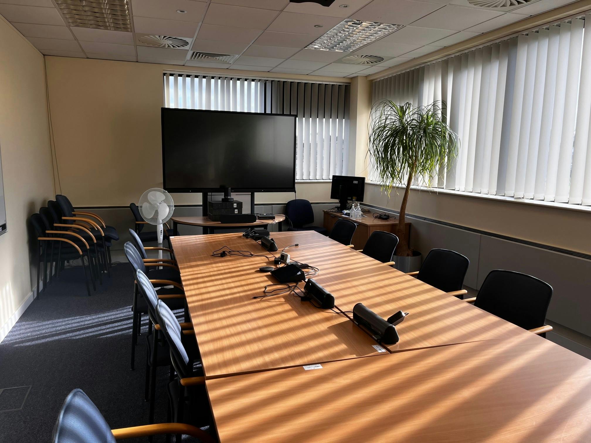 Olympus House, Leatherhead, Offices To Let - Internal.jpg