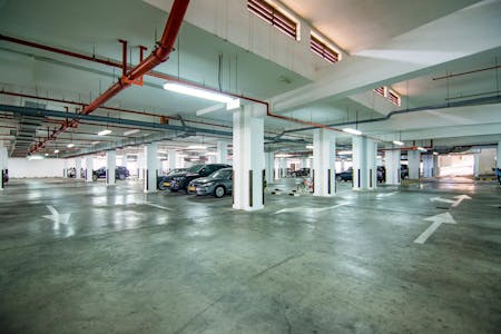 Hatat Complex, Way 5134, Wadi Adai, Office / Retail To Let - BASEMNENT PARKING.jpg