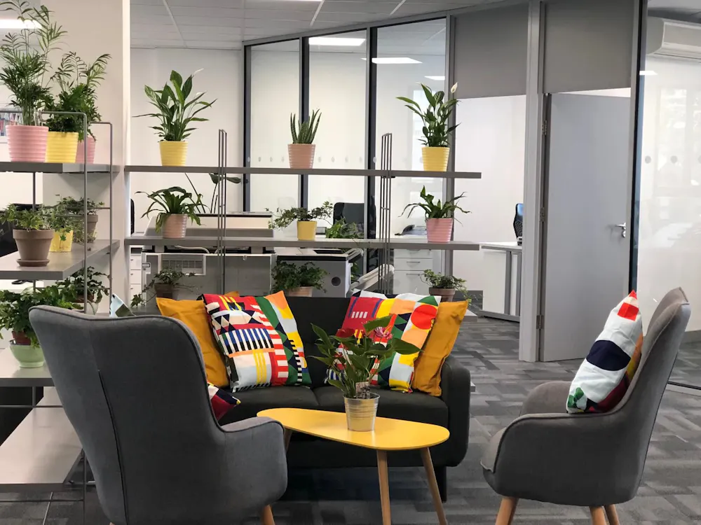 57 Putney Bridge Road, London, Office / Serviced Office To Let - putney-office-breakout-area.jpg.jpg