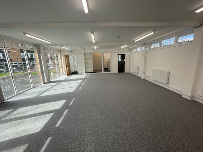 WO9O, Wessex Hall, Reading, Office To Let - IMG_1247.JPG