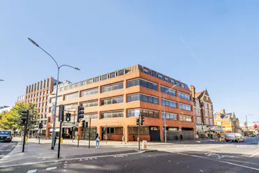 Lawn House, London, Offices To Let - 1530894 (1).jpg - More details and enquiries about this property