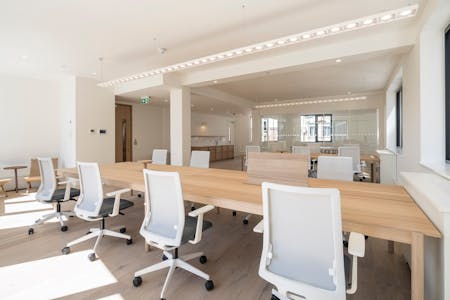 42 Charterhouse Street, Farringdon, Office To Let - Desk Space