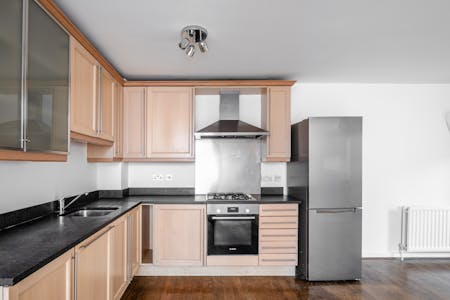 28 Woodseer Street, London, Residential To Let - Woodseer St 28 F3 - 15.jpg