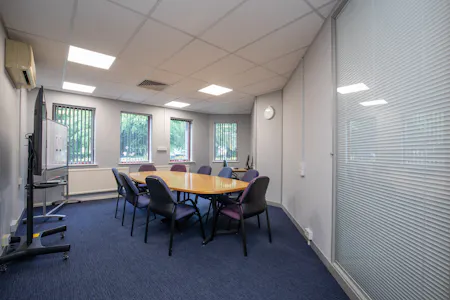 Alexandra Gate Business Centre, Cardiff, Serviced Office To Let - Ground Floor Meeting Room.JPG