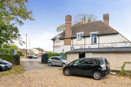 98-100 Welley Road, Wraysbury, Staines, Development / Investment / Residential / Retail / Open Storage For Sale - 1523365 (8).jpg