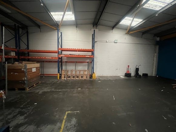 Unit 6, Bromley, Industrial Lease Assignment - 11.jpg