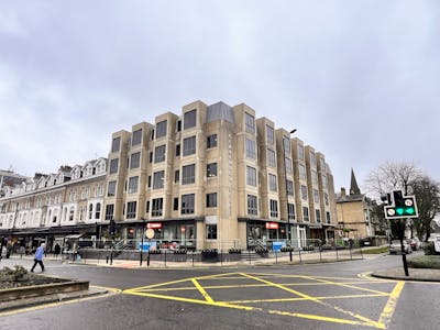 Clarendon House, Harrogate, Office To Let - image00028.jpeg