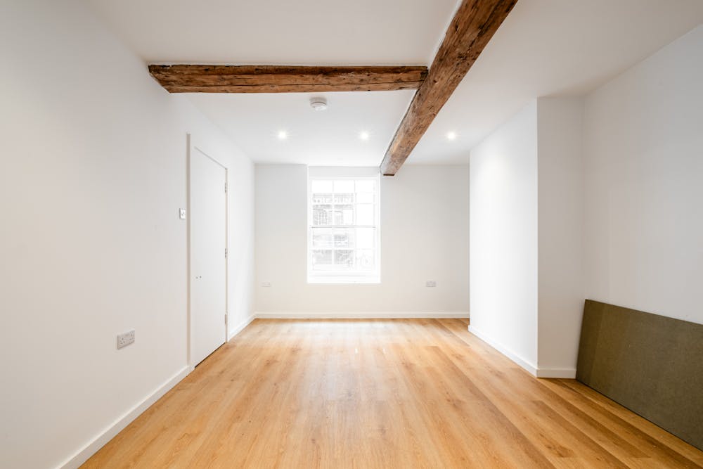 46 Crispin Street, London, Retail To Let - Crispin St 46  Low Res 28.jpg