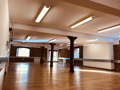 59 Lafone Street, London, Office To Let - Lafone 1.jpg
