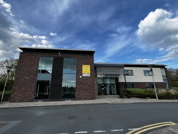 Unit 5, Airport West, Leeds, Office To Let - IMG_7730.jpg