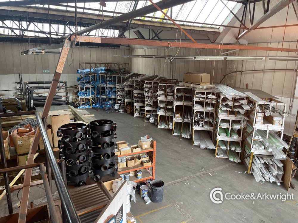 Unit 4, Jubilee Trading Estate - IMG_5518.JPG