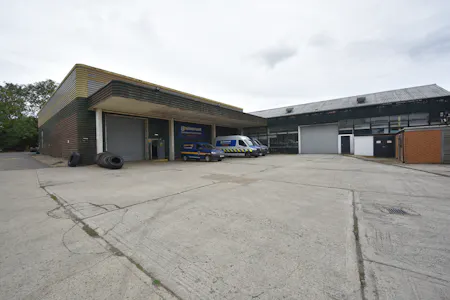 Berkeley House, Swindon, Industrial / Mixed Use / Office For Sale - BerkleyHouse110.JPG