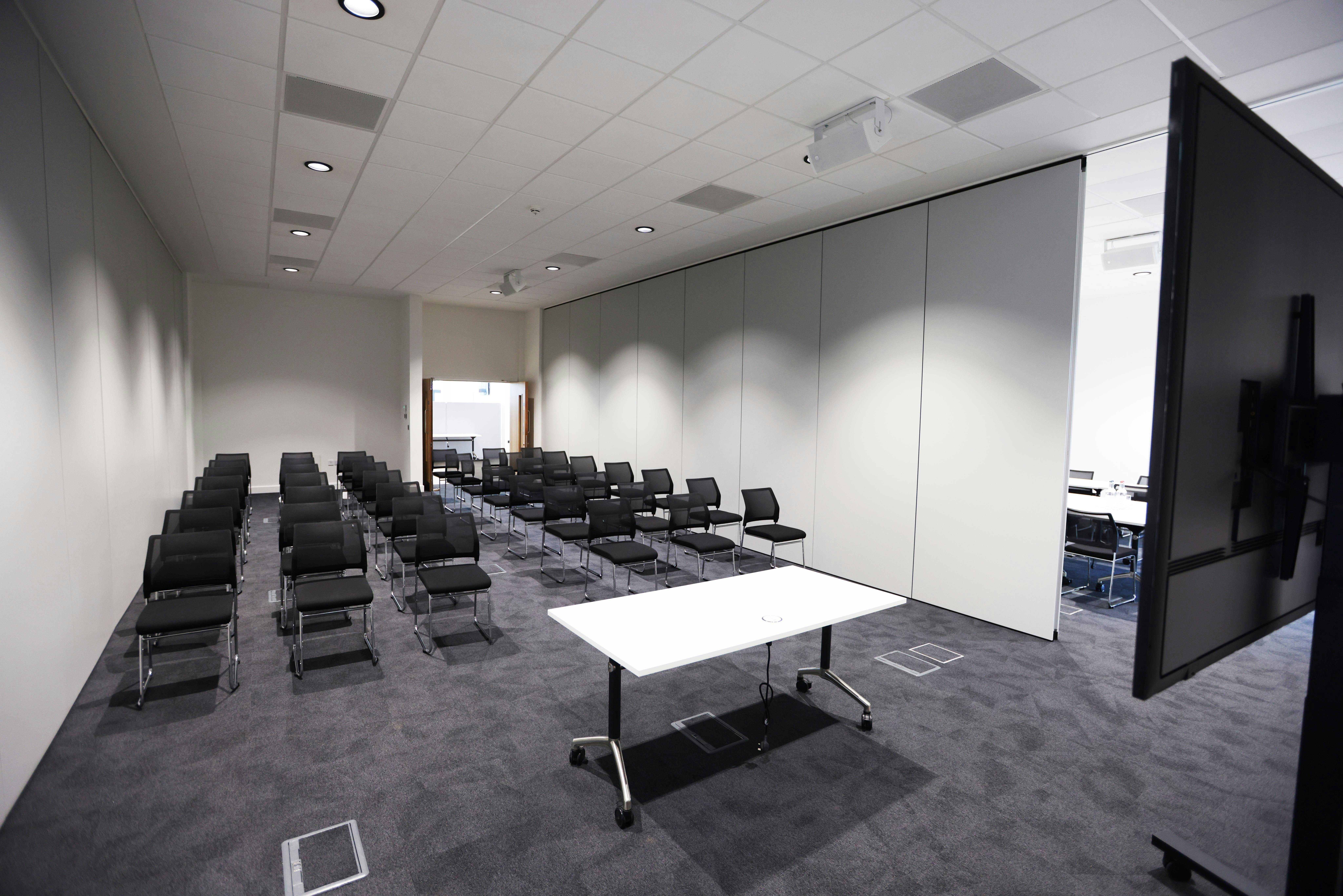 The Skylark - First Floor Offices, Westcott Venture Park, Aylesbury, Offices To Let - Westcott Open Day - ed nix 105.JPG