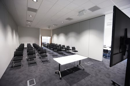 The Skylark - First Floor Offices, Westcott Venture Park, Aylesbury, E (Commercial / Business / Service) / Office To Let - Westcott Open Day - ed nix 105.JPG