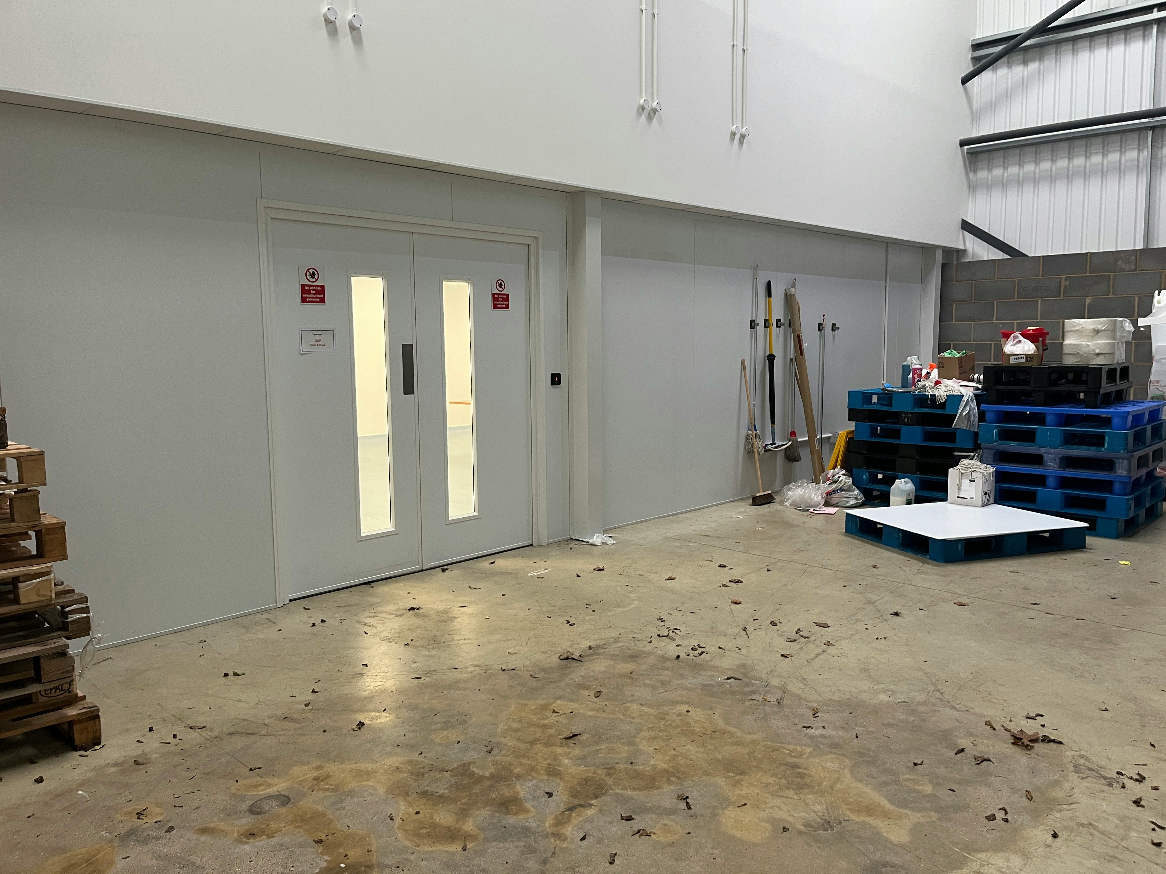 Modern Warehouse, Unit 5 Century Court, Aylesbury, Industrial To Let - IMG_1076.JPG