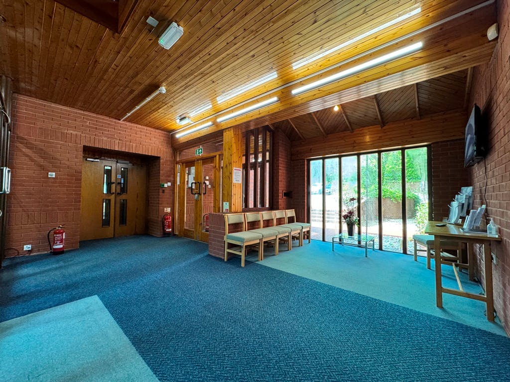 Office in Fareham - photo 3