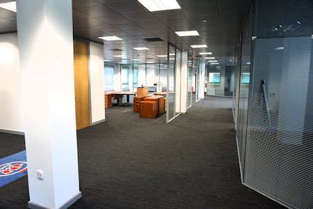 Seton House, Gallows Hill, Warwick, Office To Let / For Sale - DSC05110.JPG