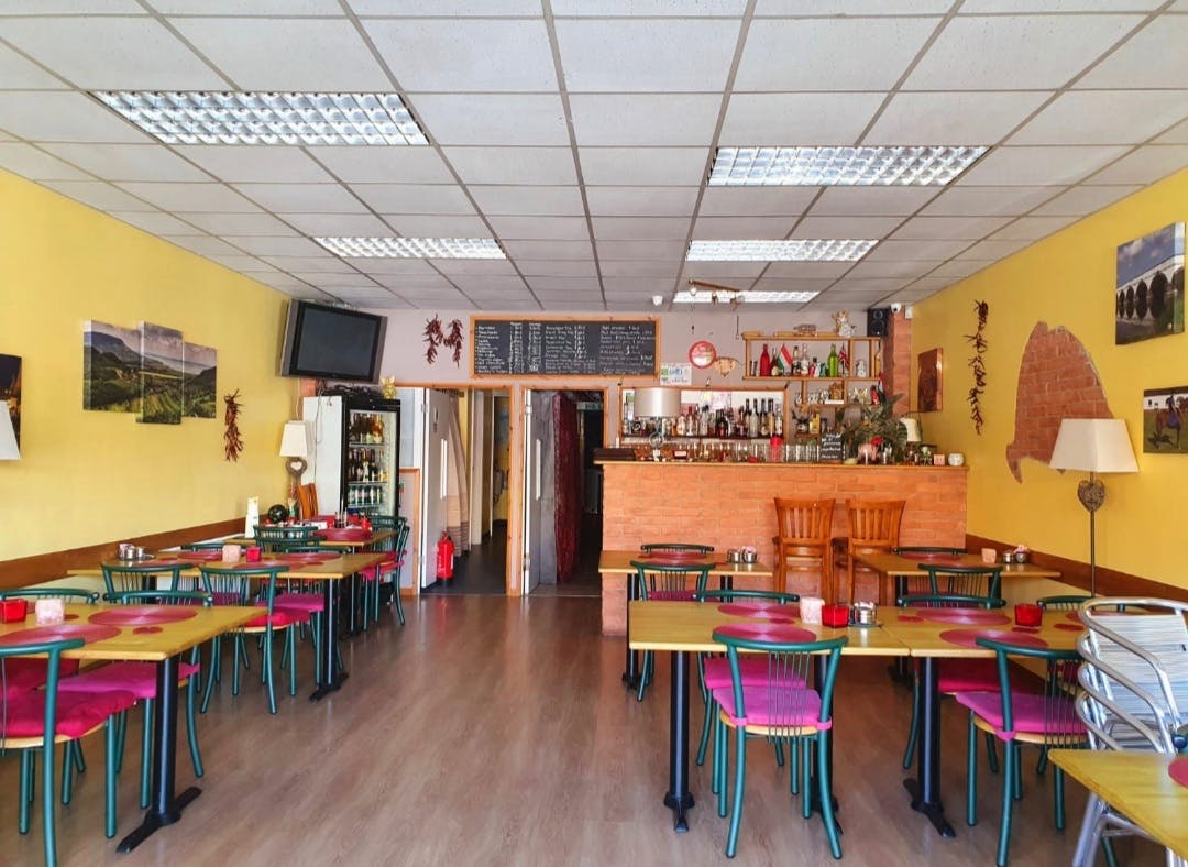 Retail/Shop in Bournemouth - photo 2