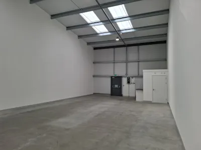 Unit 8, Blackpole Enterprise Centre, Worcester, Industrial To Let - 20260702_103058.jpg