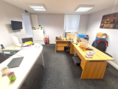 13 Stockport Road, Stockport, Office To Let - 20240822_121643.jpg