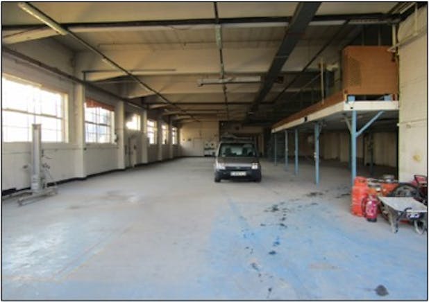 Unit A Brook Road, Brook Road, Waltham Cross, Industrial To Let - Brook Road Internal 2.jpg