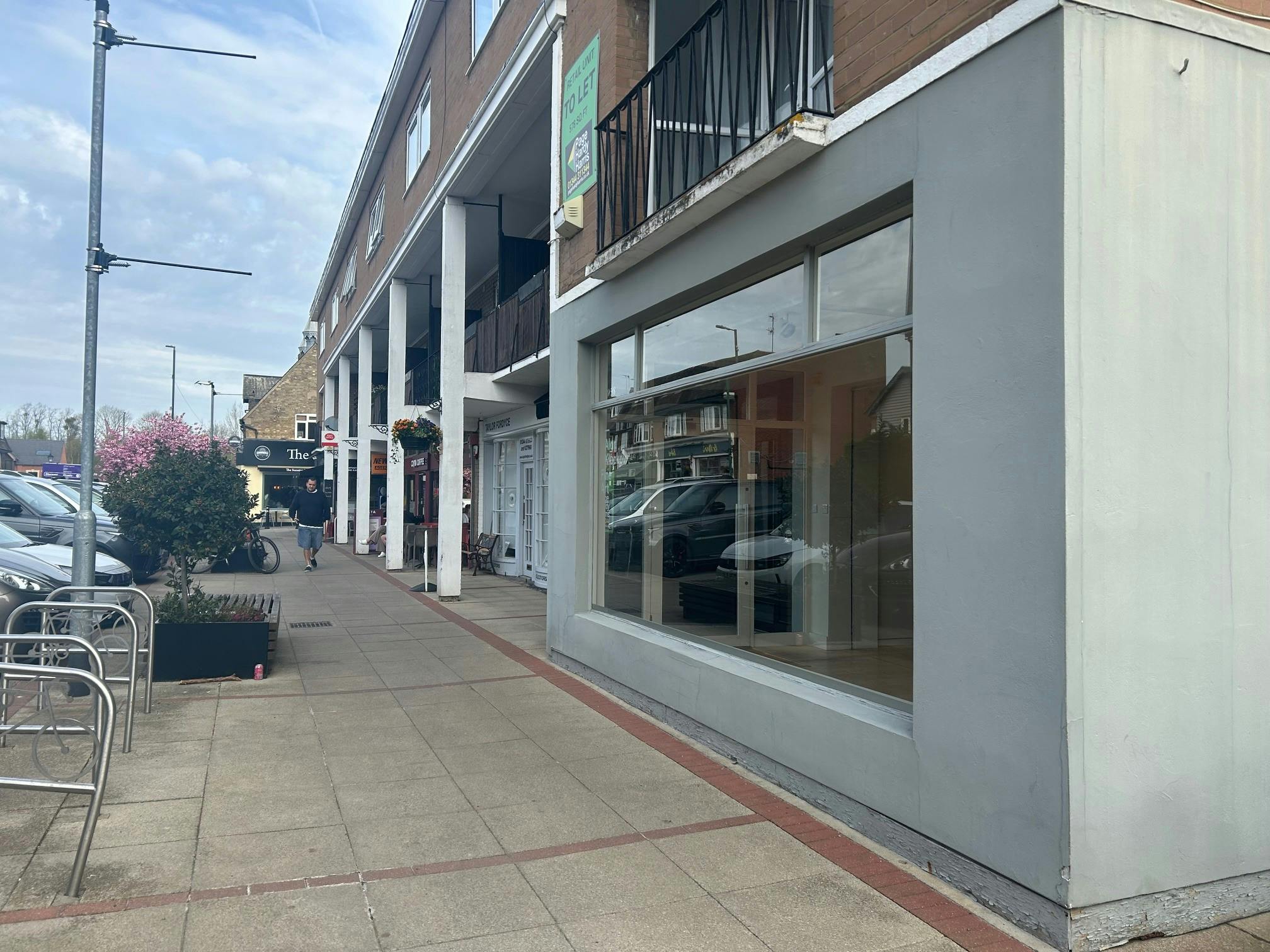 65 Chobham Road, Sunningdale, Retail To Let - 10.jpg