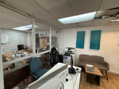 Dean House, 193 High Street, Enfield, Investment / Office For Sale - Internal 34.jpg