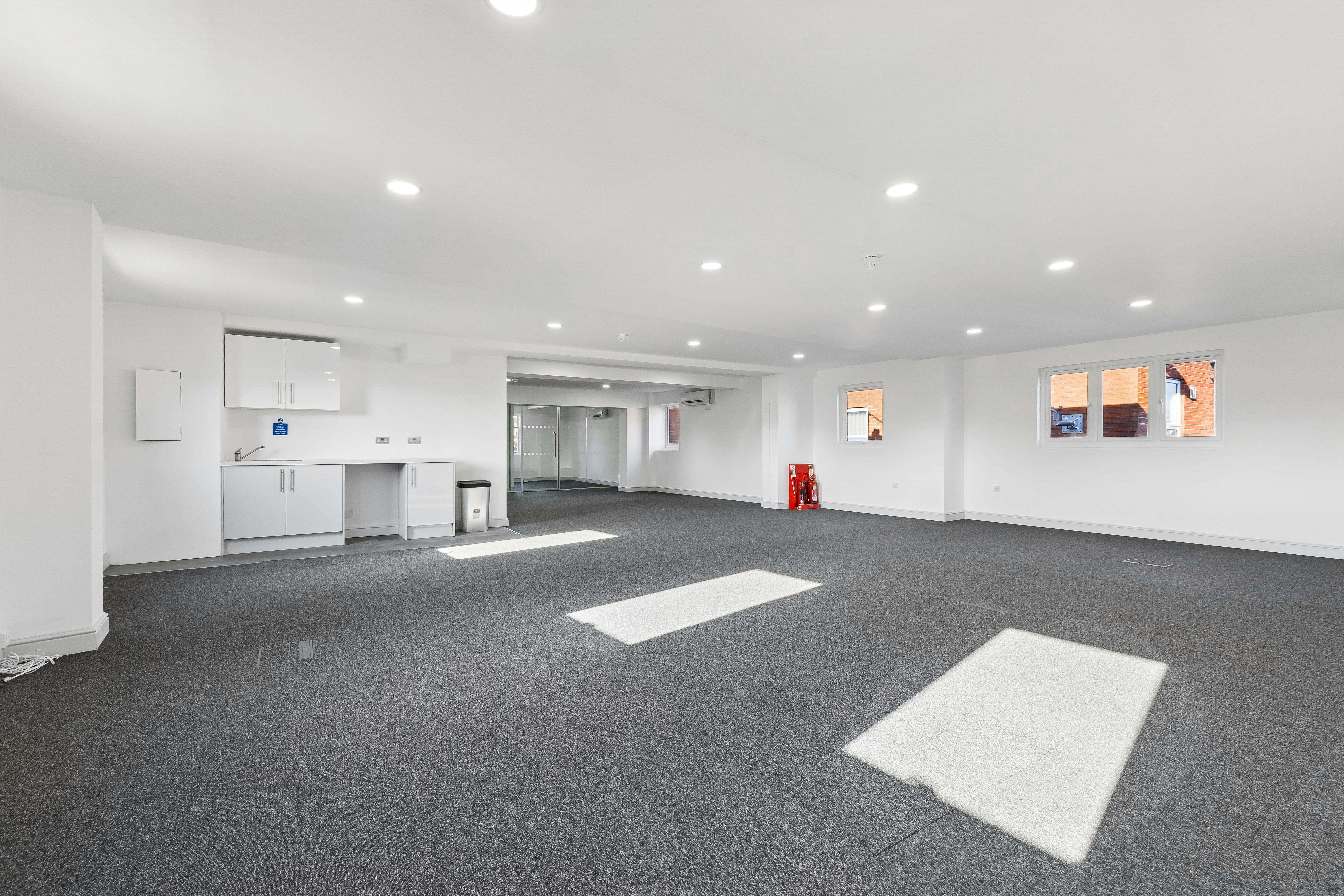 Second Floor, 79-81 High Street, Marlow, Offices To Let - 104744 - Second floor office  (9).jpg