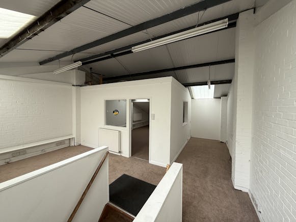 Unit 24, Unit 24, London, Industrial To Let - IMG_8811.jpg