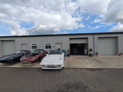 Unit 19 Hurstfold Industrial Estate, Fernhurst, Haslemere, Industrial To Let - 3.jpg