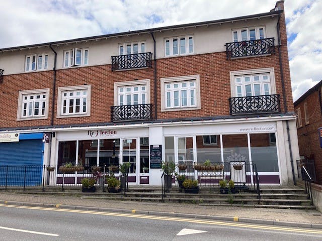 203 - 205 High Street, Crowthorne, Retail To Let - 5.jpg