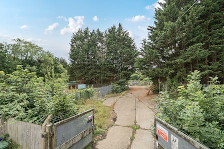 Former Meals On Wheels Depot, South Ockendon, Open Storage For Sale - 132866266880cc732b492.JPG