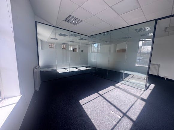 Unit 1 Heathgate Place (First Floor), London, Offices To Let - 6.jpg