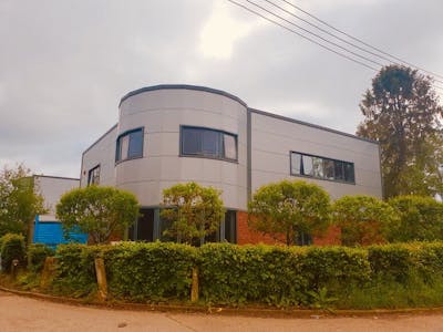 7 Williams Court, Cranleigh, Industrial / Office For Sale - Website External.jpg